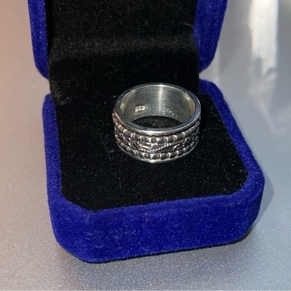 sterling Jewelry - Sterling silver spinner ring size 7.5 new